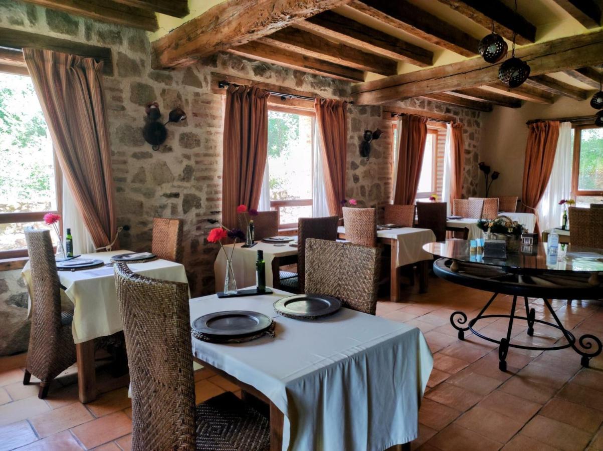 Posada Restaurante Fuenteplateada Collado Hermoso Ngoại thất bức ảnh